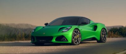A Lotus új lendületét jelzi az Emira friss V6 SE és Turbo bővítése