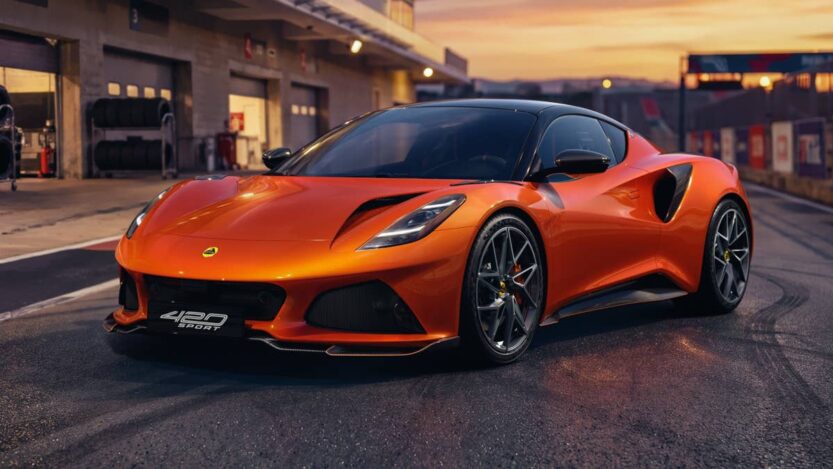 A Lotus Emira 420 Sport a valaha volt legkönnyebb négyhengeres sportautó