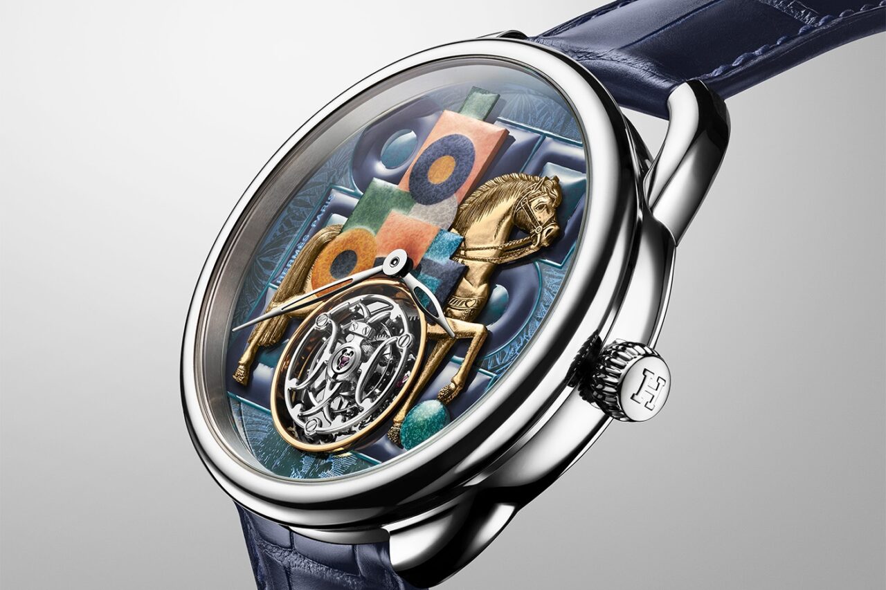 A Hermès új Arceau Cavalier en Formes óráján a kubista lovasművészet és a haute horlogerie találkozik