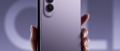 A Samsung új összehajtható mobiljai végre nem csak egy irányba hajlanak meg