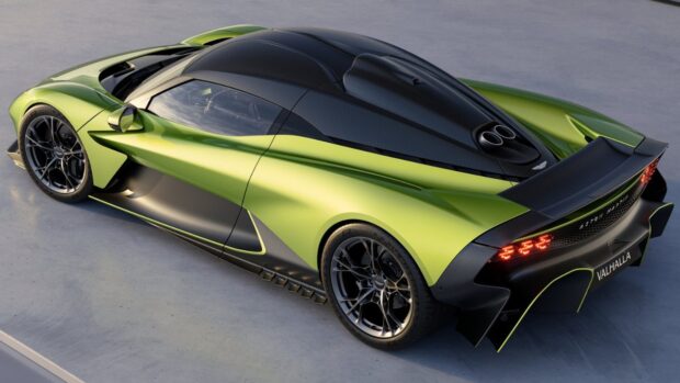 Az Aston Martin Valhalla Spider a Ferrari konnektoros hibrid szupersportautójának trónjára tör